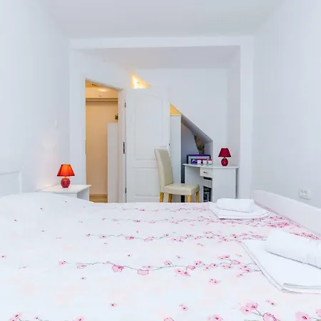 Little Star Ii Apartman